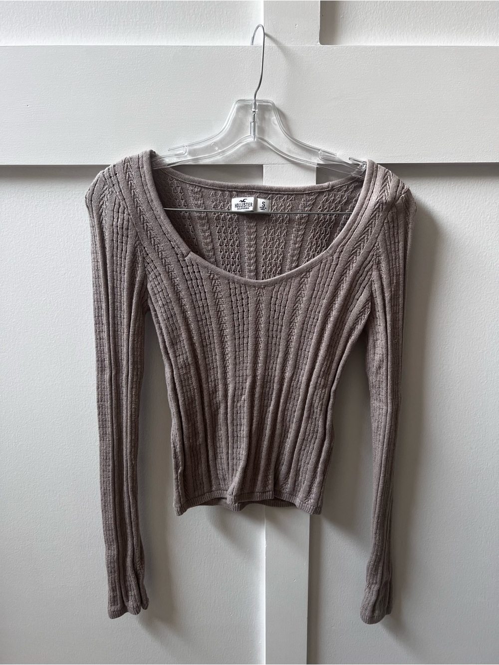 Hollister Knit Scoop Neck Long Sleeve Top - Taupe